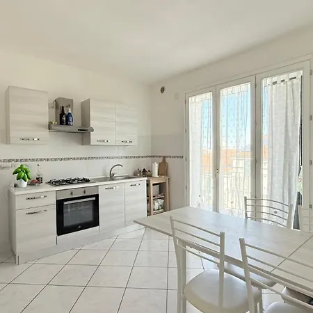 P081 - Porto Recanati, Nuovo Trilocale Con Balcone Apartment